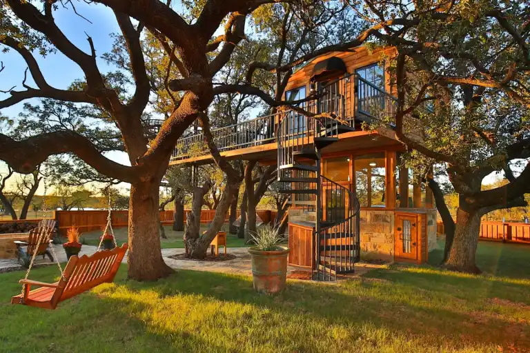 Treehouse Dreamy Escape Joy of Serenity Travel